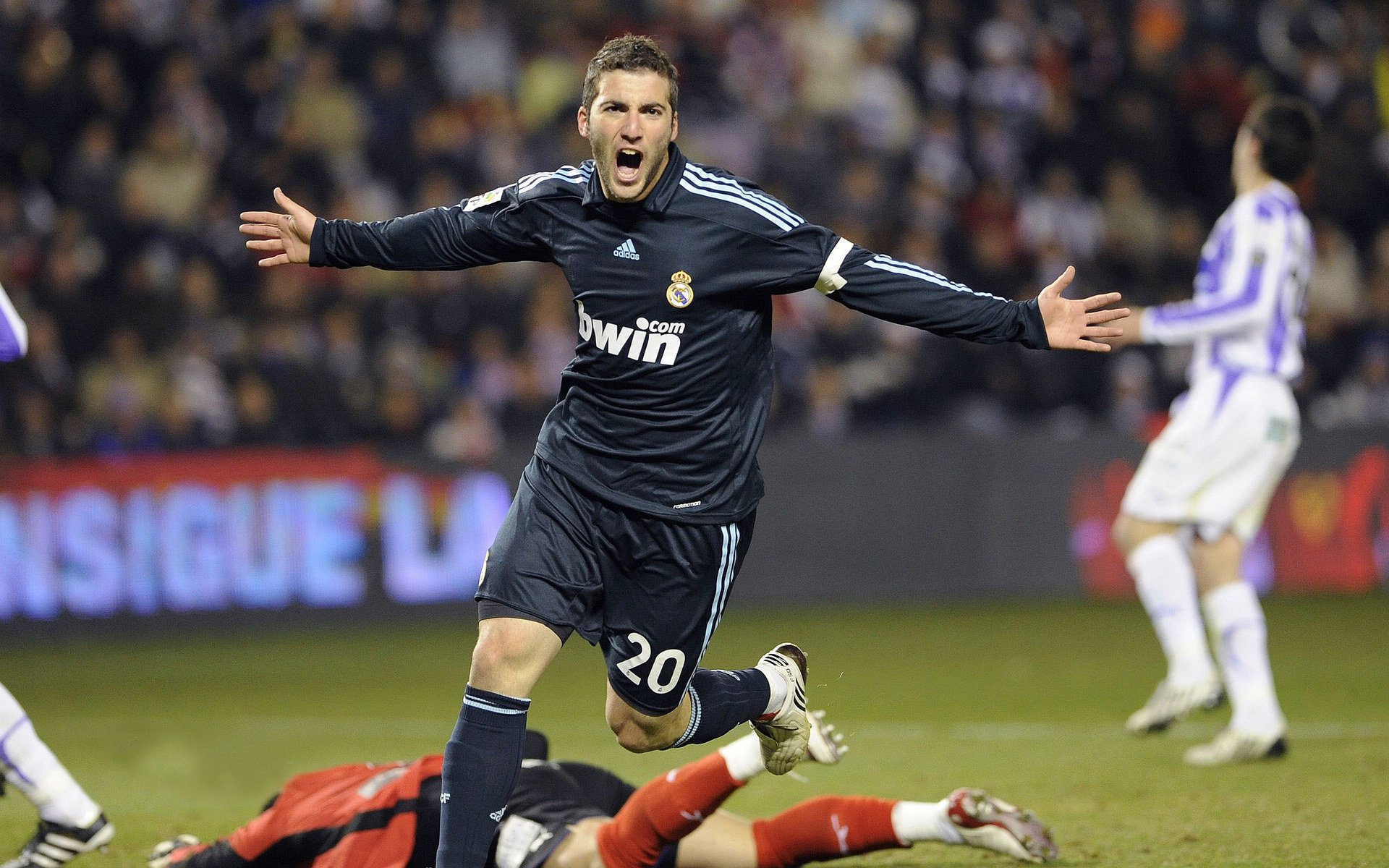 萨内接管比赛，当德国战车驶过爱尔兰绝杀的余震