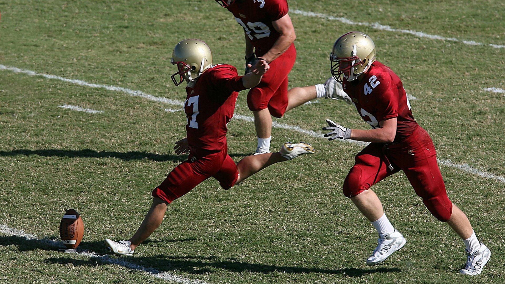 卢卡库实力正名，贝蒂斯力克利物浦谱写争冠新篇